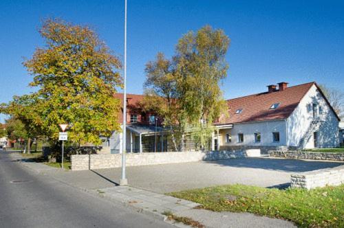 Kongo Hotel Haapsalu Exterior photo